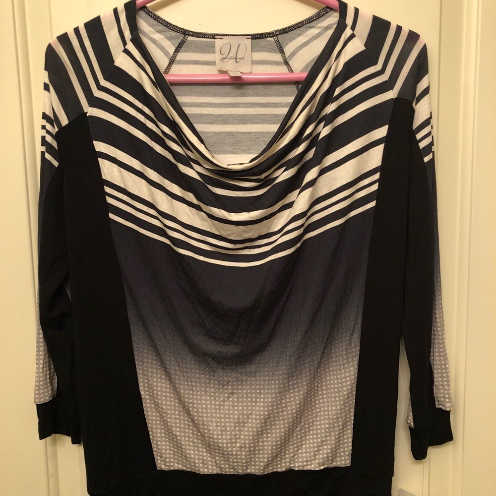 Julienne W 3/4 sleeve blouse.